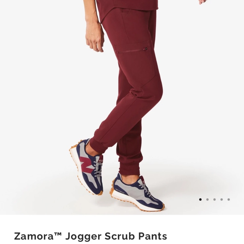 Figs Zamora Jogger Scrub Pants in Burgundy